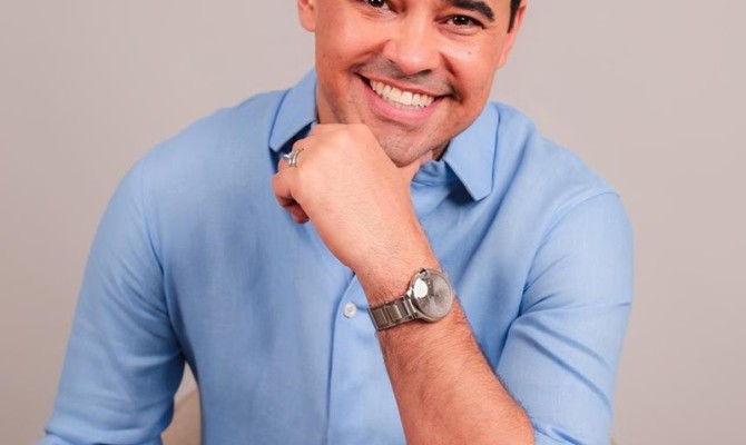 Paulo Noronha é ginecologista e obstetra pela Federação Brasileira das Associações de Ginecologia e Obstetrícia (Febrasgo). Foto: Divulgação.